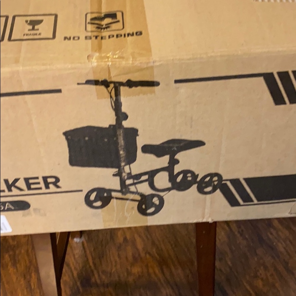 Knee walker no wheels